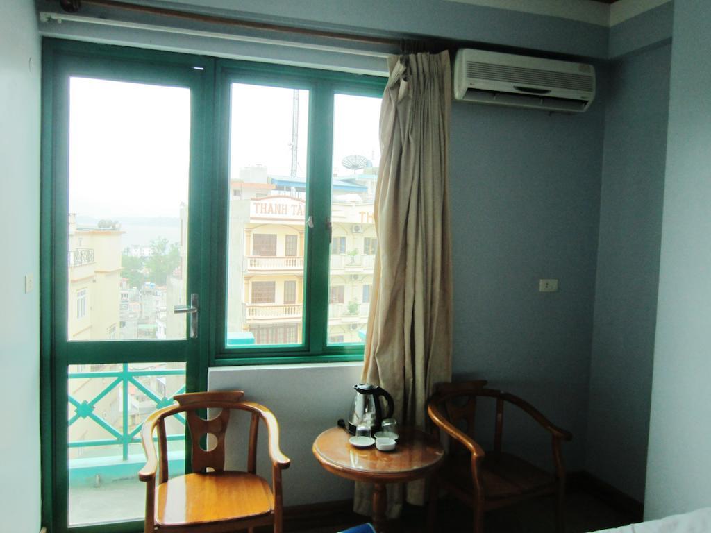 Green Bay Hotel Ха Лонг Екстериор снимка